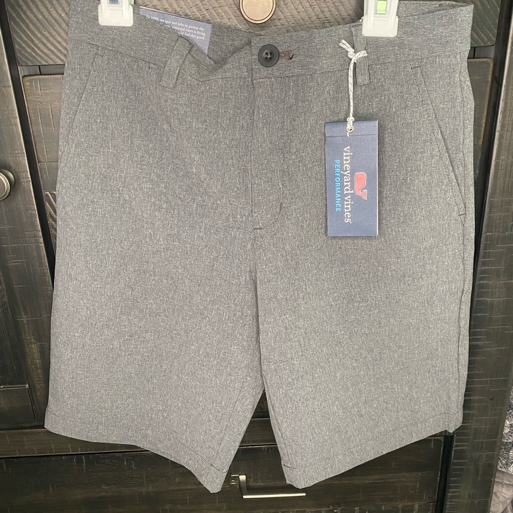 Boy Vineyard vines shorts